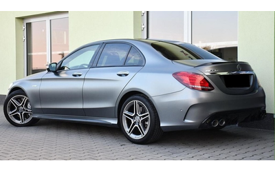 mercedes-benz-amg-gt-4-door-coupe-c-43-amg-4matic - 2