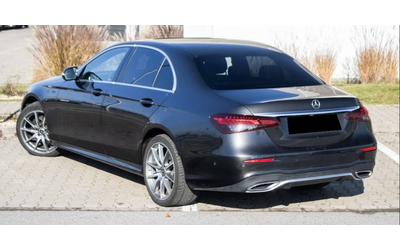 Mercedes-Benz AMG GT 4-Door Coupe E 220d 4Matic AMG Line - автомобили, коли, обяви за нови и употребявани 6
