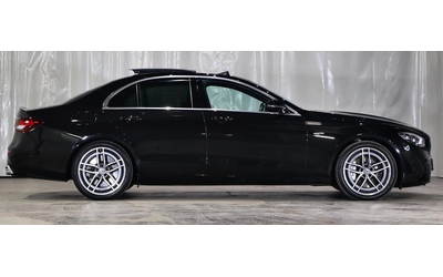 mercedes-benz-amg-gt-4-door-coupe-e-53-amg-4matic - 3