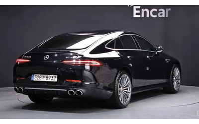 mercedes-benz-amg-gt - 1