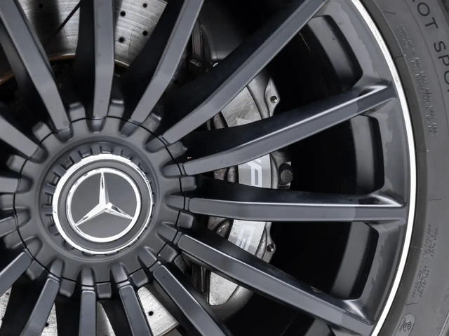 Mercedes-Benz AMG GT 53 Magno Black All Wheel Drive - автомобили, коли, обяви за нови и употребявани 8