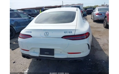 mercedes-benz-amg-gt - 4