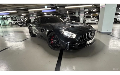 mercedes-benz-amg-gt - 1