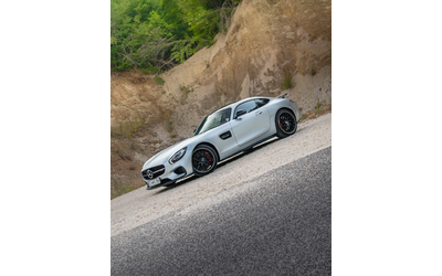 mercedes-benz-amg-gt-s-bi-turbo-2017-edition - 2