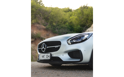 mercedes-benz-amg-gt-s-bi-turbo-2017-edition - 4