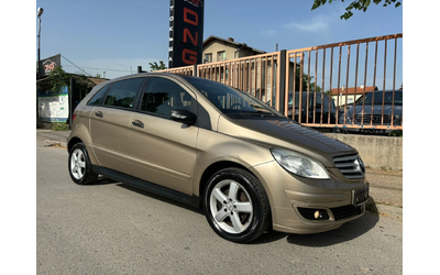 mercedes-benz-b-180 - 0