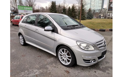 mercedes-benz-b-180 - 0