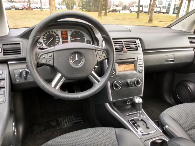 Mercedes-Benz B 180 CDI 109ps AUTOMATIC - автомобили, коли, обяви за нови и употребявани 13