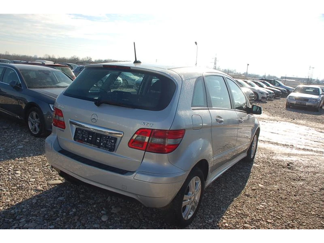 Mercedes-Benz B 180 NGT - автомобили, коли, обяви за нови и употребявани 5