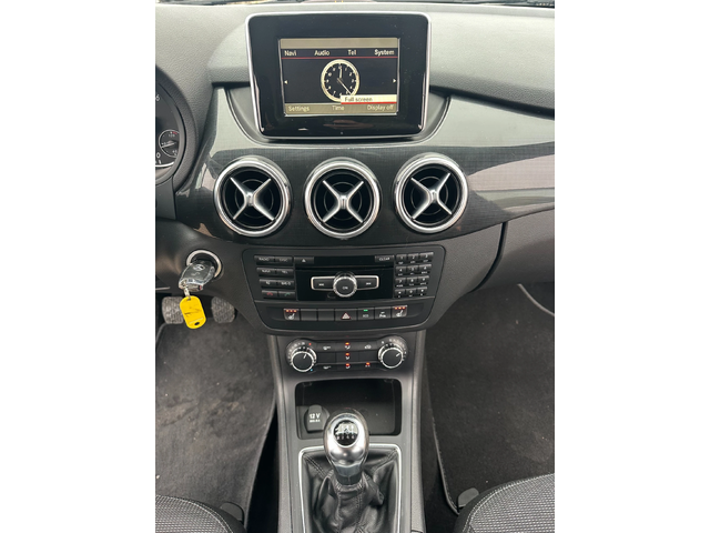 Mercedes-Benz B 180 1.6Ti 122kc NAVI TOPPPPP - автомобили, коли, обяви за нови и употребявани 11