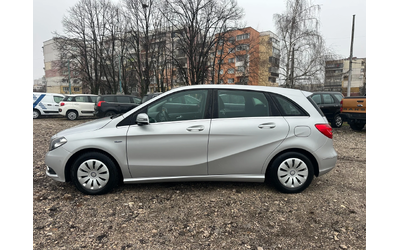 mercedes-benz-b-180 - 1