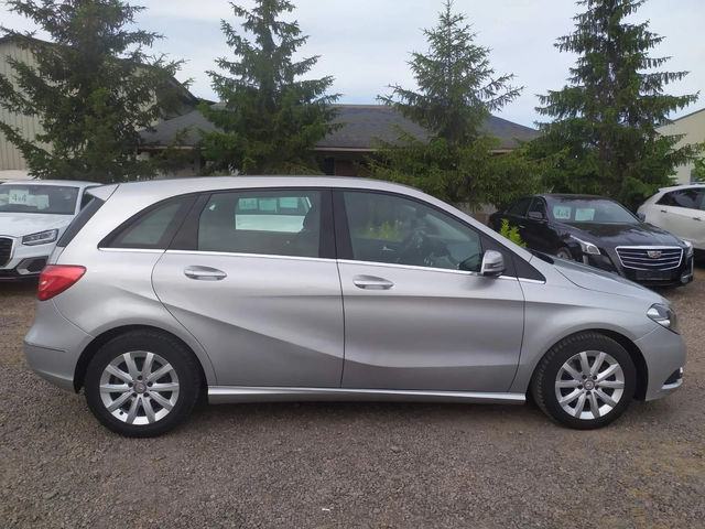 Mercedes-Benz B 180 B180, 122 к.с - автомобили, коли, обяви за нови и употребявани 6