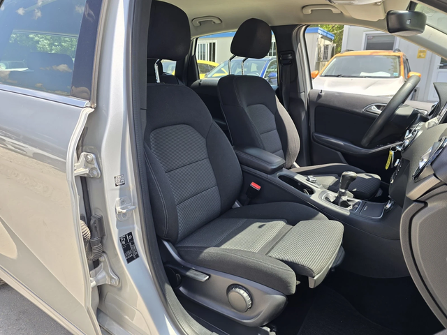 Mercedes-Benz B 180 Топ състояние - автомобили, коли, обяви за нови и употребявани 11