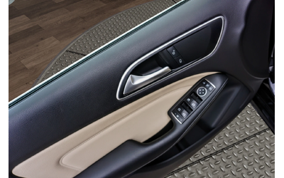 mercedes-benz-b-180 - 4