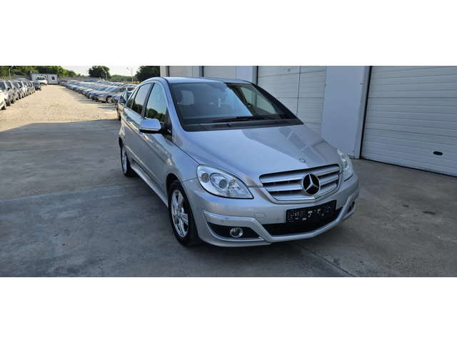 Mercedes-Benz B 180 180* Navi* 135000km* UNIKAT* - автомобили, коли, обяви за нови и употребявани 10