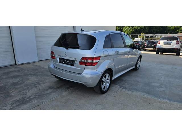 Mercedes-Benz B 180 180* Navi* 135000km* UNIKAT* - автомобили, коли, обяви за нови и употребявани 13