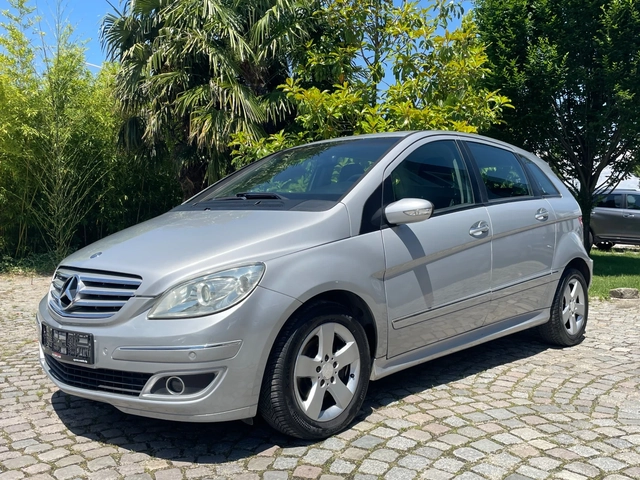 Mercedes-Benz 190 180 cdi Sport - автомобили, коли, обяви за нови и употребявани 0