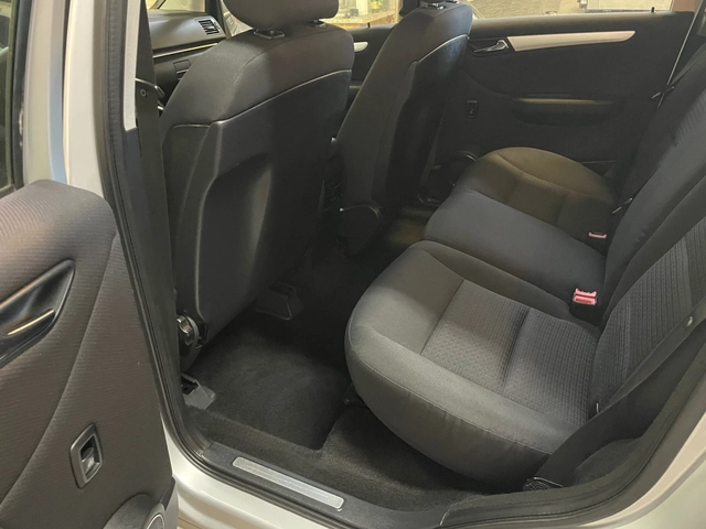 Mercedes-Benz 190 180 cdi Sport - автомобили, коли, обяви за нови и употребявани 11