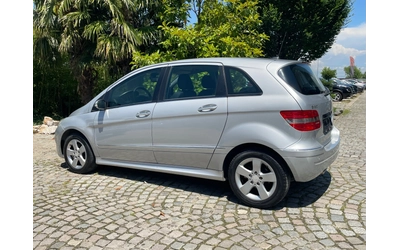 mercedes-benz-b-180 - 4