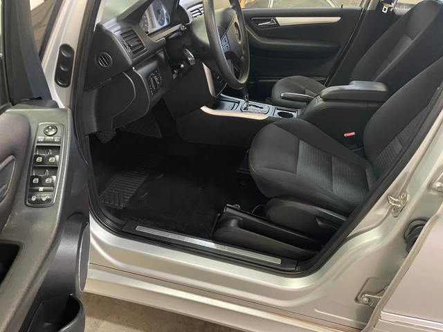 Mercedes-Benz 190 180 cdi Sport - автомобили, коли, обяви за нови и употребявани 9