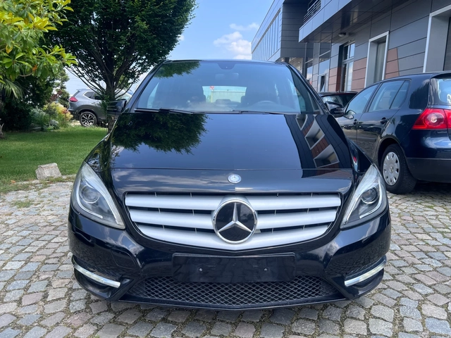 Mercedes-Benz 190 Executive Full edition Led - автомобили, коли, обяви за нови и употребявани 1