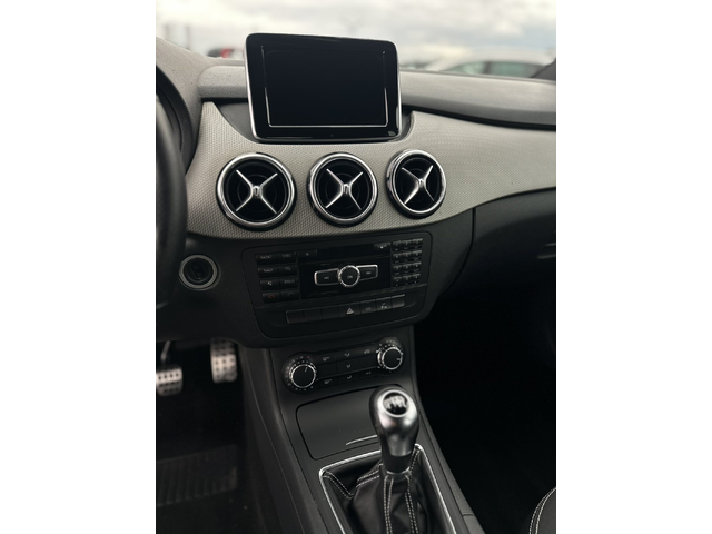 Mercedes-Benz B 180 CDI 2012 - автомобили, коли, обяви за нови и употребявани 12