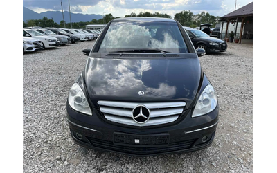 mercedes-benz-b-200 - 1