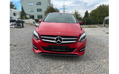 mercedes-benz-b-220 - 1