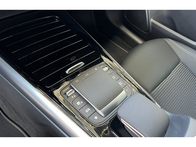 Mercedes-Benz B 220 D 4M - автомобили, коли, обяви за нови и употребявани 14