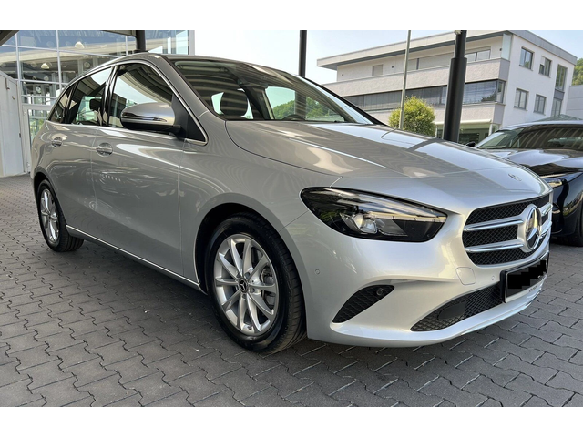 Mercedes-Benz B 220 D 4M - автомобили, коли, обяви за нови и употребявани 2