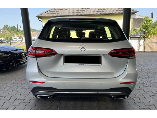 Mercedes-Benz B 220 D 4M - автомобили, коли, обяви за нови и употребявани 4