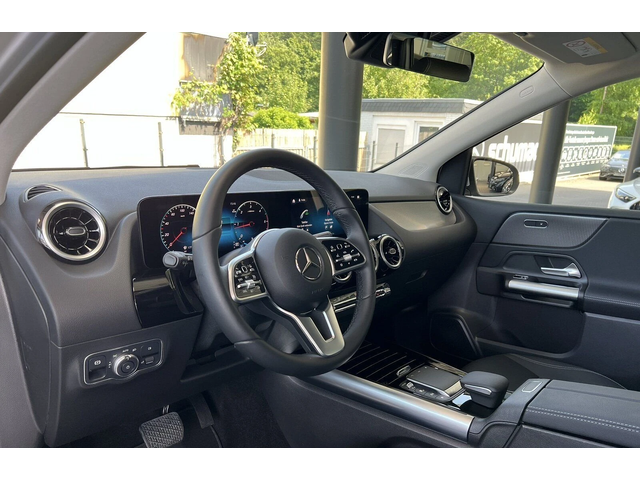 Mercedes-Benz B 220 D 4M - автомобили, коли, обяви за нови и употребявани 6