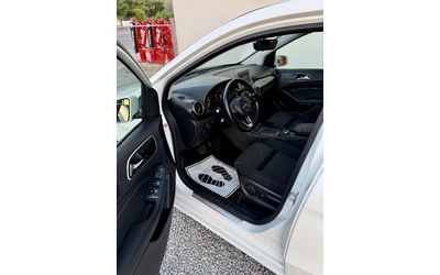 mercedes-benz-b-220-cdi-automatic-top - 5