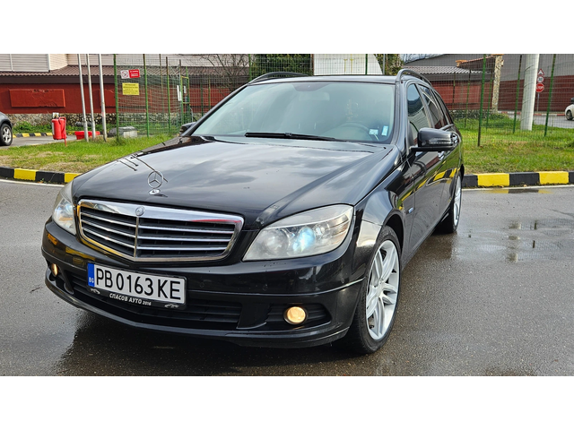 Mercedes-Benz C 180 BENZIN/AVTOMAT/NAVIGACIA - автомобили, коли, обяви за нови и употребявани 0