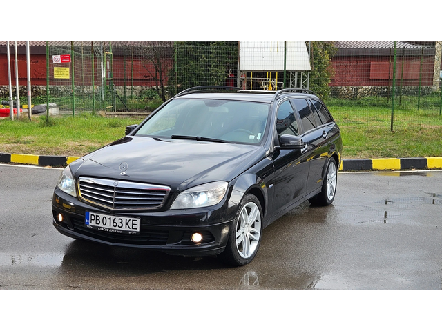 Mercedes-Benz C 180 BENZIN/AVTOMAT/NAVIGACIA - автомобили, коли, обяви за нови и употребявани 1
