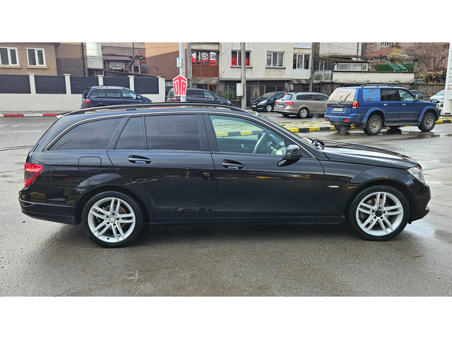Mercedes-Benz C 180 BENZIN/AVTOMAT/NAVIGACIA - автомобили, коли, обяви за нови и употребявани 5