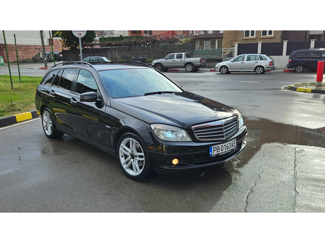 Mercedes-Benz C 180 BENZIN/AVTOMAT/NAVIGACIA - автомобили, коли, обяви за нови и употребявани 6