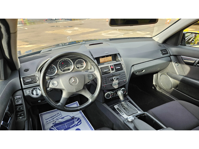 Mercedes-Benz C 180 BENZIN/AVTOMAT/NAVIGACIA - автомобили, коли, обяви за нови и употребявани 8