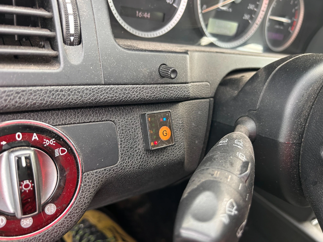 Mercedes-Benz C 180 KOMPRESSOR GAZ/NAVI/KOJA EURO 4 - автомобили, коли, обяви за нови и употребявани 11