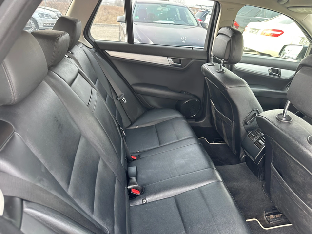 Mercedes-Benz C 180 KOMPRESSOR* AMG* AVANTGARDE* ГАЗОВА УРЕДБА - автомобили, коли, обяви за нови и употребявани 13
