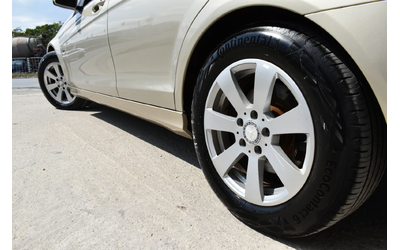 mercedes-benz-c-180 - 4