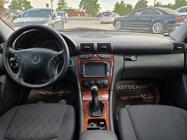 Mercedes-Benz C 180 1.8KOMPRESSOR-143кс= КЛИМАТРОНИК= НАВИ= ТЕГЛИЧ - автомобили, коли, обяви за нови и употребявани 11