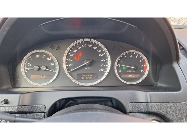 Mercedes-Benz C 180 Kompressor | Нов внос, регистриран - автомобили, коли, обяви за нови и употребявани 7