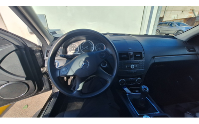 Mercedes-Benz C 180 Kompressor | Нов внос, регистриран - автомобили, коли, обяви за нови и употребявани 9