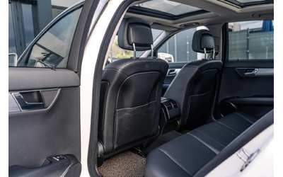 Mercedes-Benz C 200 i AMG ПАКЕТ - FULL - БЯЛА ПЕРЛА - 6М ГАРАНЦИЯ! - автомобили, коли, обяви за нови и употребявани 11