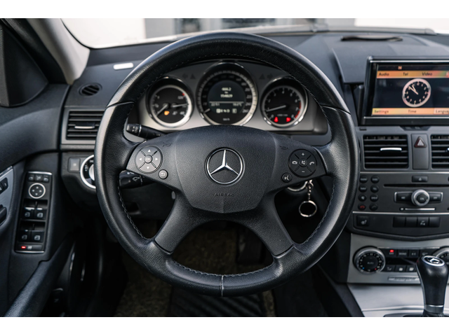 Mercedes-Benz C 200 i AMG ПАКЕТ - FULL - БЯЛА ПЕРЛА - 6М ГАРАНЦИЯ! - автомобили, коли, обяви за нови и употребявани 15