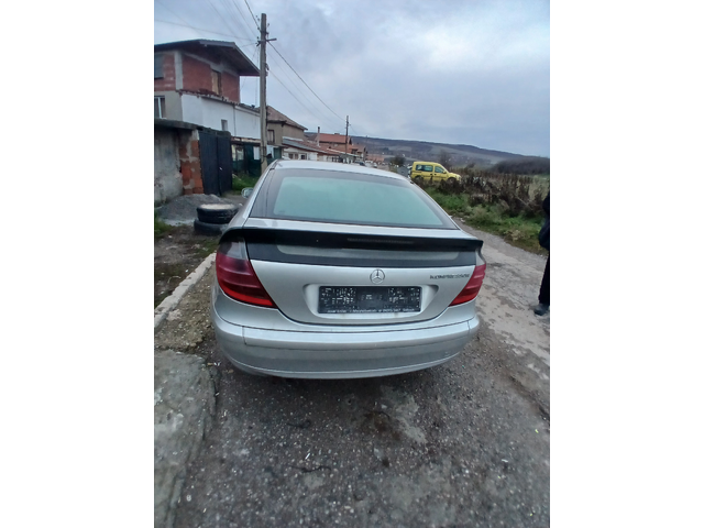 Mercedes-Benz C 200, 2005 г., 240000 км, 150 к.с. - автомобили, коли, обяви за нови и употребявани 0