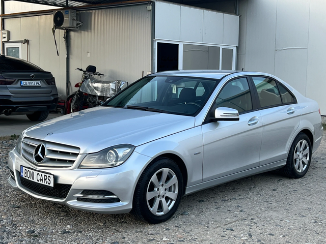 Mercedes-Benz C 200 2.2 CDI BLUE-EFFICENCY/ Автоматик/Нави/Park assist - автомобили, коли, обяви за нови и употребявани 0