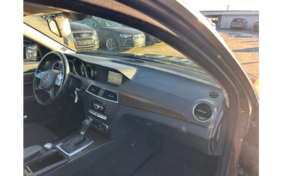 Mercedes-Benz C 200 CDI AVTOMAT/NAVI EURO 5 - автомобили, коли, обяви за нови и употребявани 9