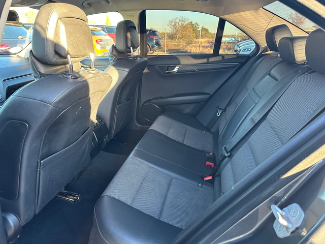 Mercedes-Benz C 200 AVANTGARDE* KOMPRESSOR* 184 к.с* НАВИГАЦИЯ - автомобили, коли, обяви за нови и употребявани 12